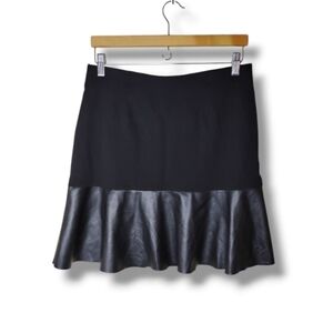 Cabi Flip Skirt Womens Size M #3405 Faux Leather Stretch